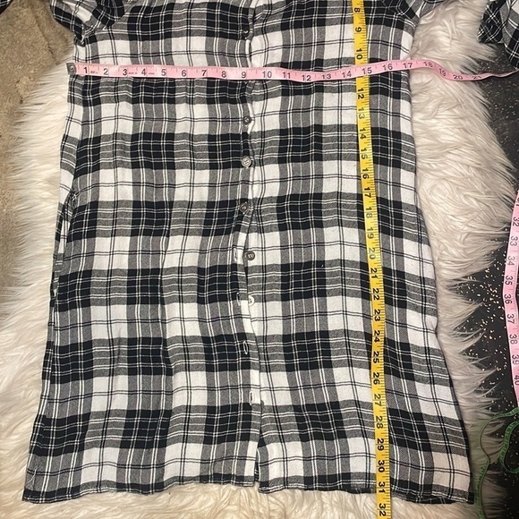 LULUS Black‎ & White Plaid Midi Button Down Cardigan - Picture 12 of 12